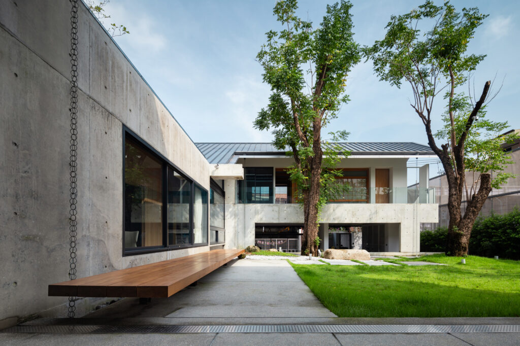 BON HOUSE