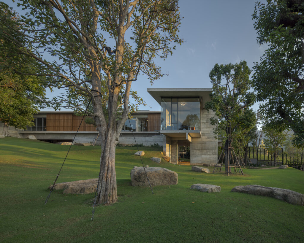 K VILLA